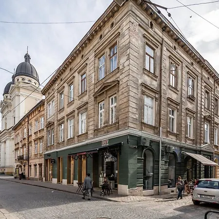 Next To Opera Apartamento Leópolis