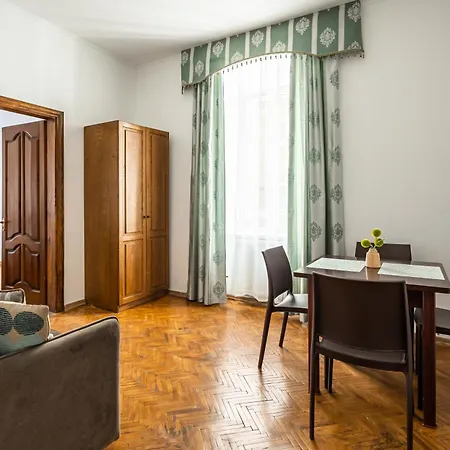 Apartment Next To Opera Lviv