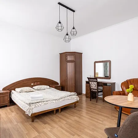 Next To Opera 아파트 리비프