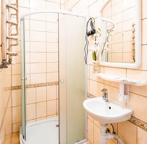 Next To Opera 리비프