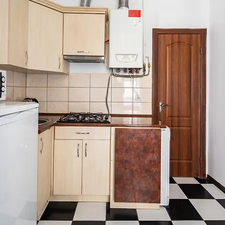 Daire Next To Opera Lviv